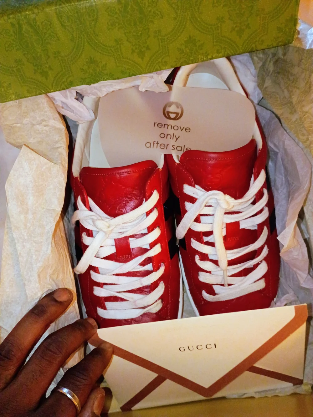 Gucci Mens Red Leather Low-Top Sneakers